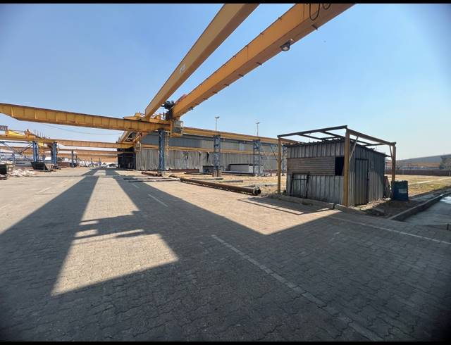 18,286M² FACTORY TO LET IN ROODEKOP